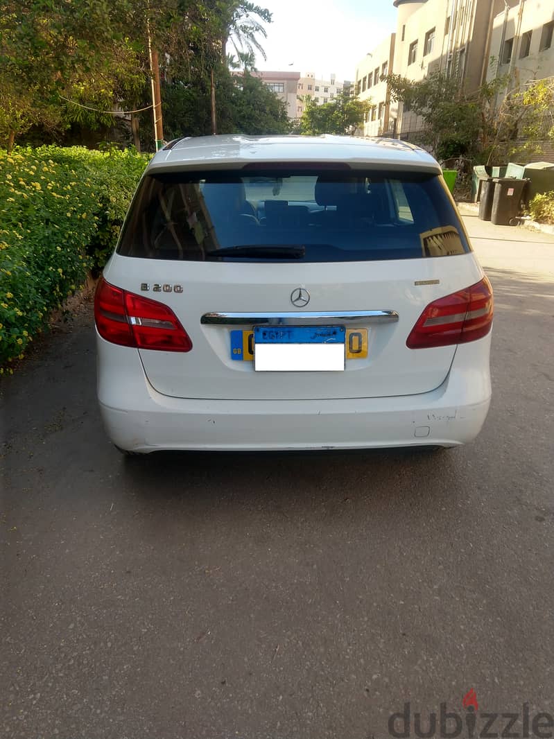 Mercedes Benz B200 in Perfect Condition 4