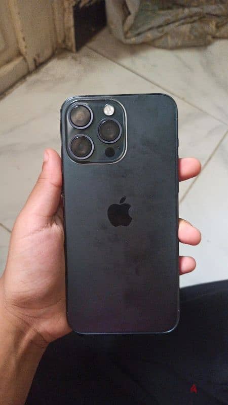 iphone 15 pro max اماراتي 0