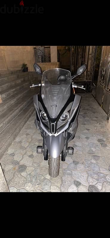 Kymco 350i downtown 3