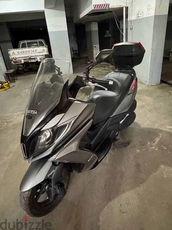 Kymco 350i downtown 4