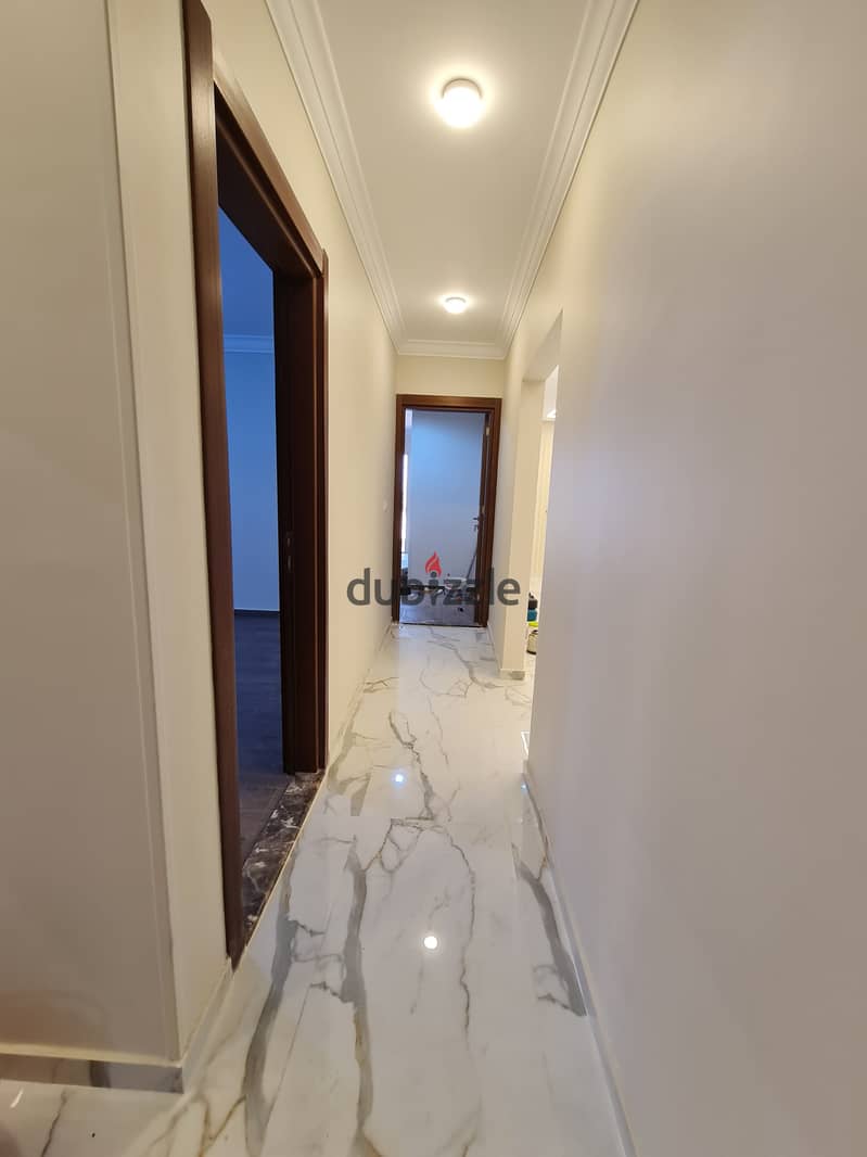 Apartment for rent first housing special finishes modern kitchen 185m and sound system steps from Katameya Dunes and useful 5