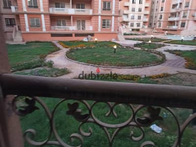 135 sqm Apartment for Sale with Private Entrance and Garden – Prime Location Near the Gate