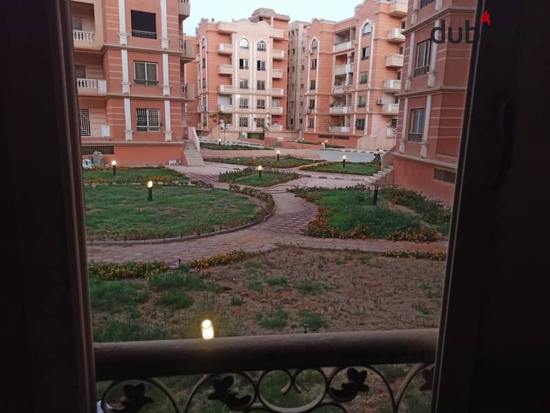 135 sqm Apartment for Sale with Private Entrance and Garden – Prime Location Near the Gate 1