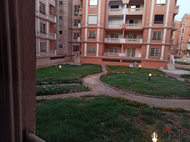 135 sqm Apartment for Sale with Private Entrance and Garden – Prime Location Near the Gate 4