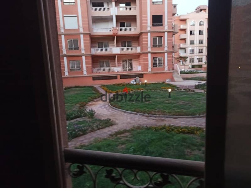 135 sqm Apartment for Sale with Private Entrance and Garden – Prime Location Near the Gate 5