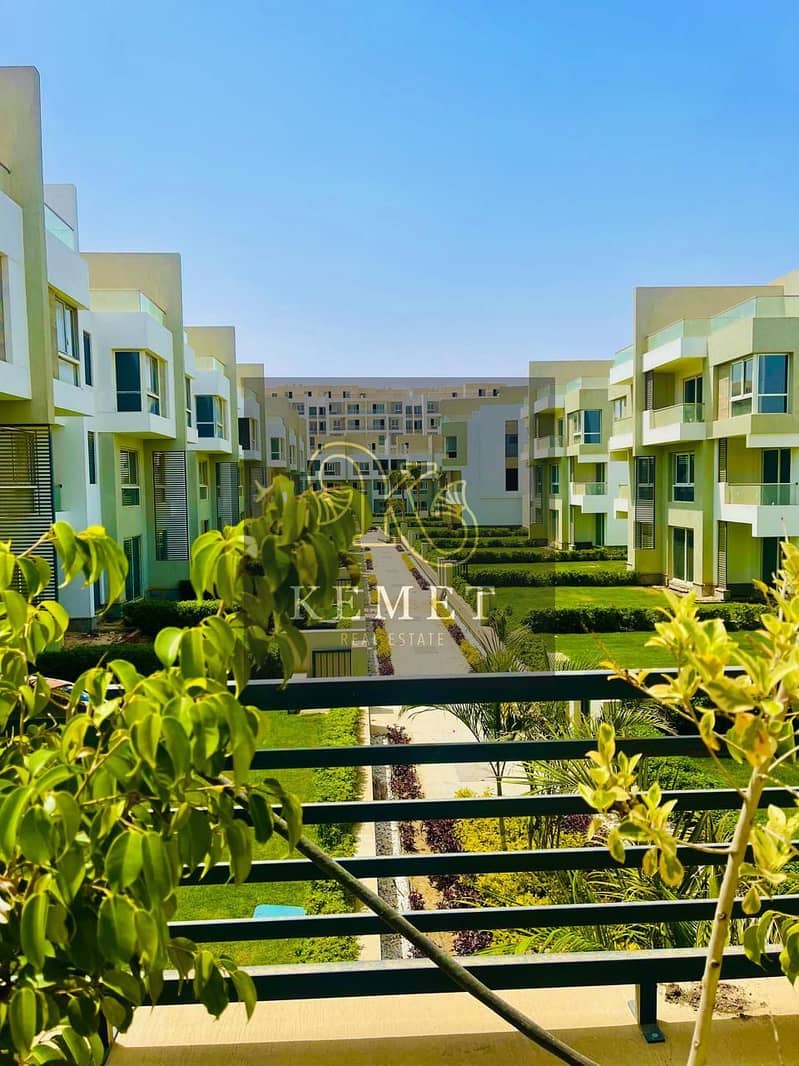 Apartment for sale, ready to move, area 180, with down payment and installments, in the Beta Greens residential compound in Mostakbal City 7