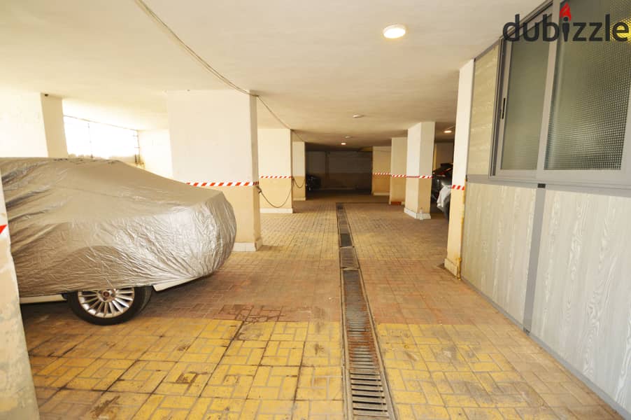 Garage for sale - Kafr Abdo - area 1600 full  meters 5