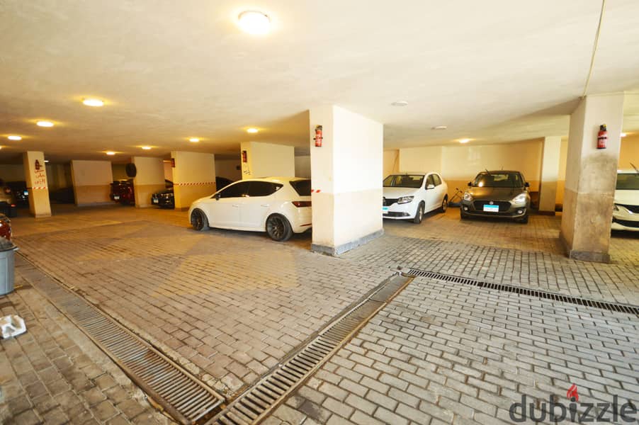 Garage for sale - Kafr Abdo - area 1600 full  meters 9