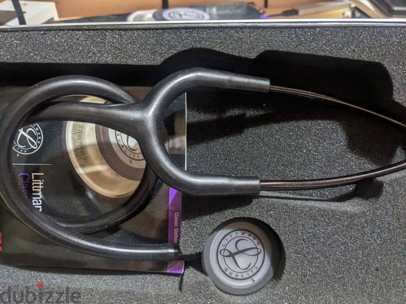 3M Littmann Classic III stethoscopeاسود في اسود سماعة طبيب ليتمان 1