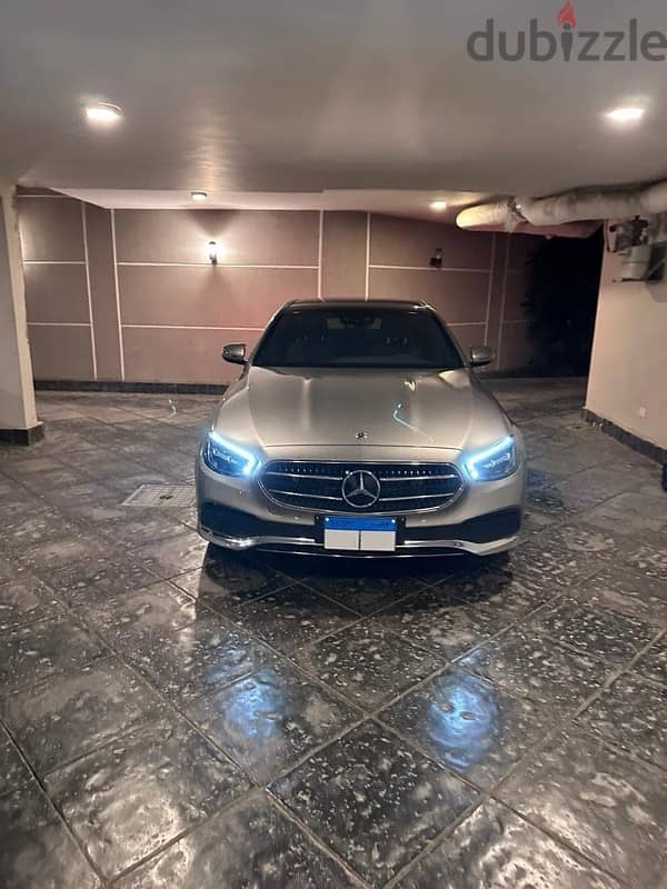 Mercedes-Benz E200 2022 كسر كسر زيروو 6