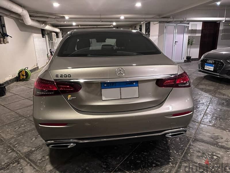 Mercedes-Benz E200 2022 كسر كسر زيروو 7