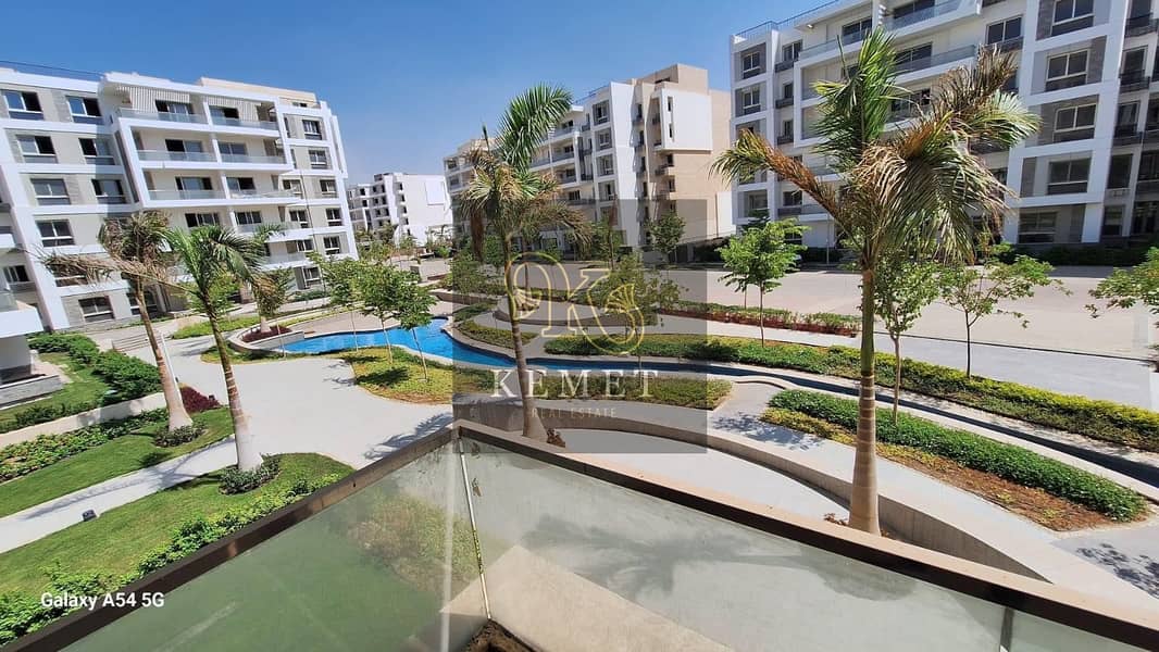 Apartment for sale, ready to move, area 180, with down payment and installments, in the Beta Greens residential compound in Mostakbal City 6