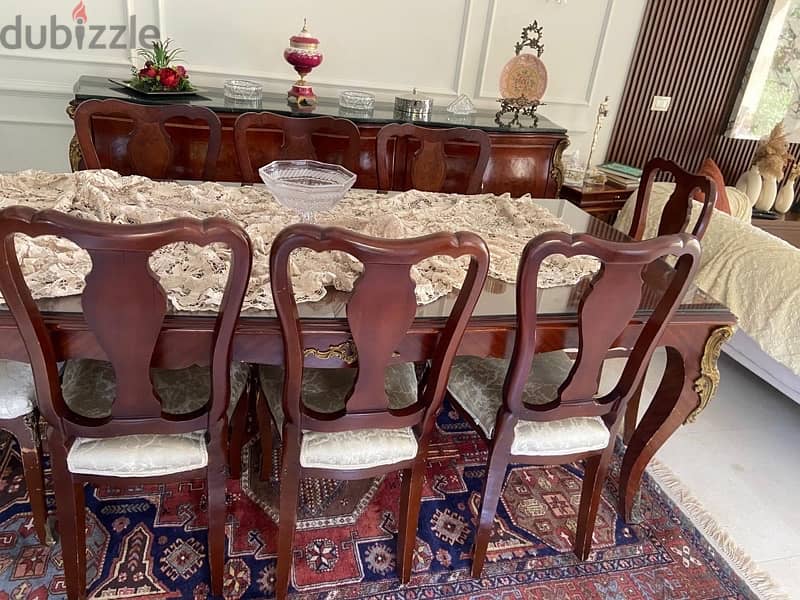 Dining Table For sale 1