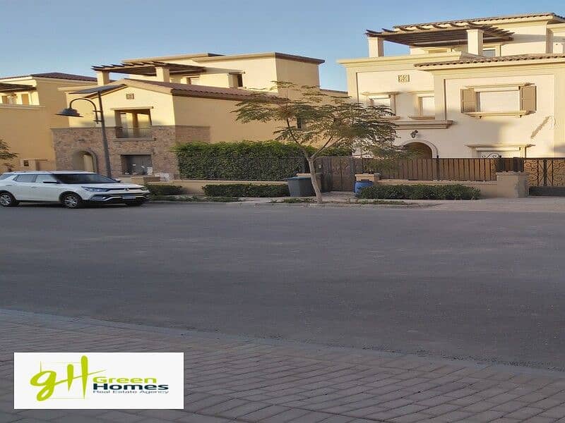 With Landscape view Standalone Villa 356m for sale in Mivida | Emaar, New Cairo - Ready to move 1