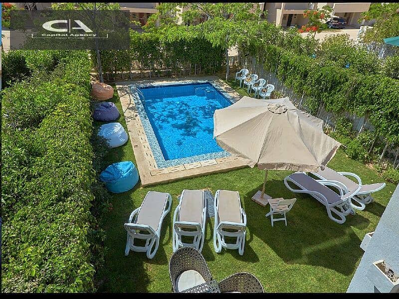 *Resale* villa, fully finished, with furniture and appliances, Ready to move, in Hacienda White With a swimming pool and private garden 3