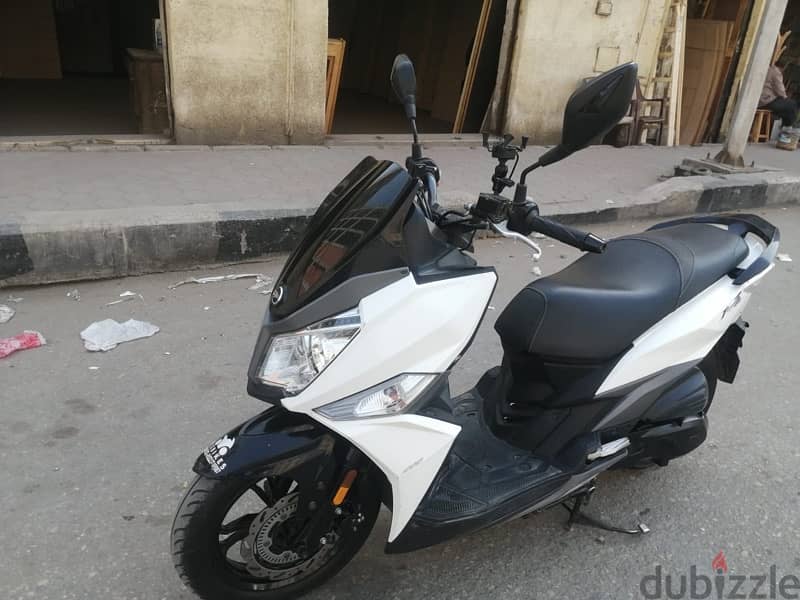 للبيع اسكوتر إس وآي إم jite14 200cc موديل 2021 بحالة ممتازة ب 75,000 5