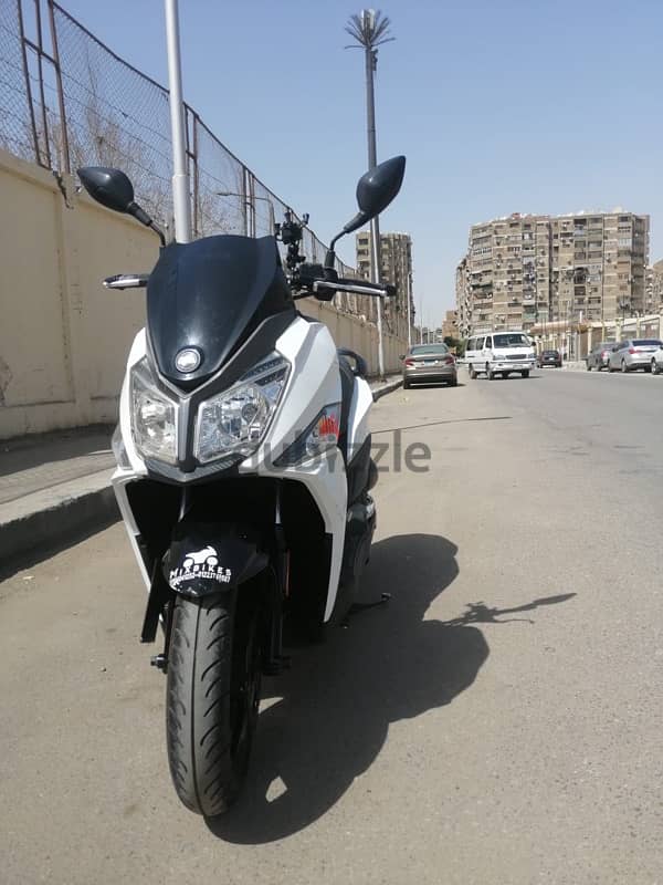 للبيع اسكوتر إس وآي إم jite14 200cc موديل 2021 بحالة ممتازة ب 75,000 8