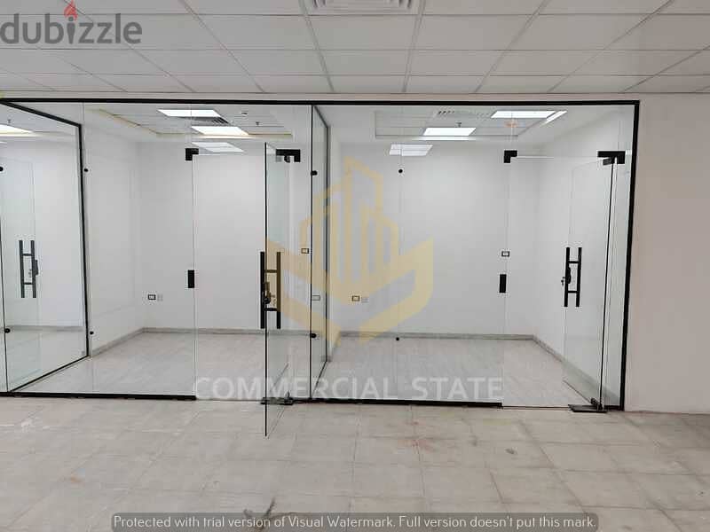 Finished Office at CFC for Rent 181m-مكتب جاهز في كايروفيستيفال  سيتي 1