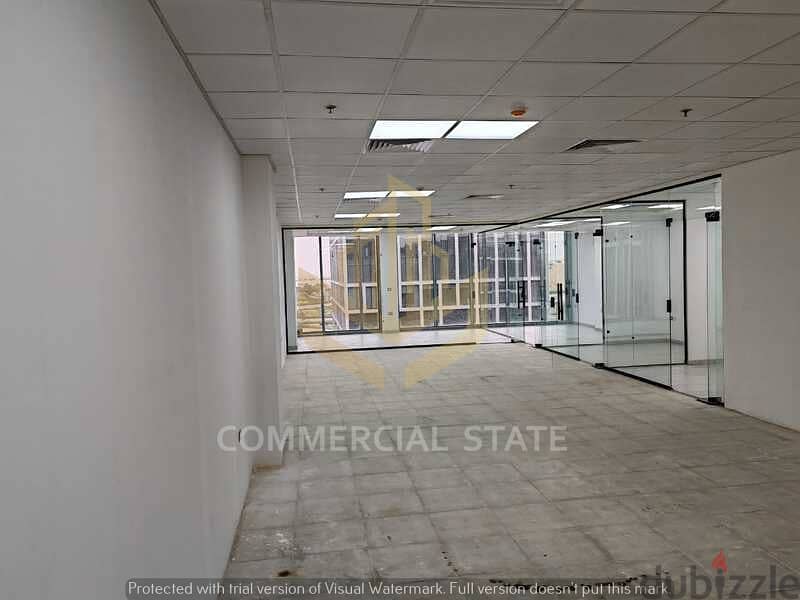 Finished Office at CFC for Rent 181m-مكتب جاهز في كايروفيستيفال  سيتي 6