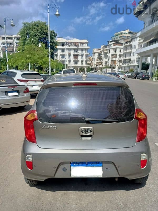 كيا بيكانتو 2012 Kia Picanto 4