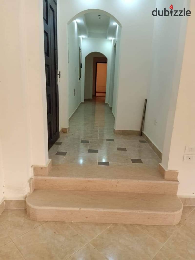 Apartment for rent, area 210 square meters, super luxurious finishing, in the first settlement, Banafseg 1, high ground floor 4