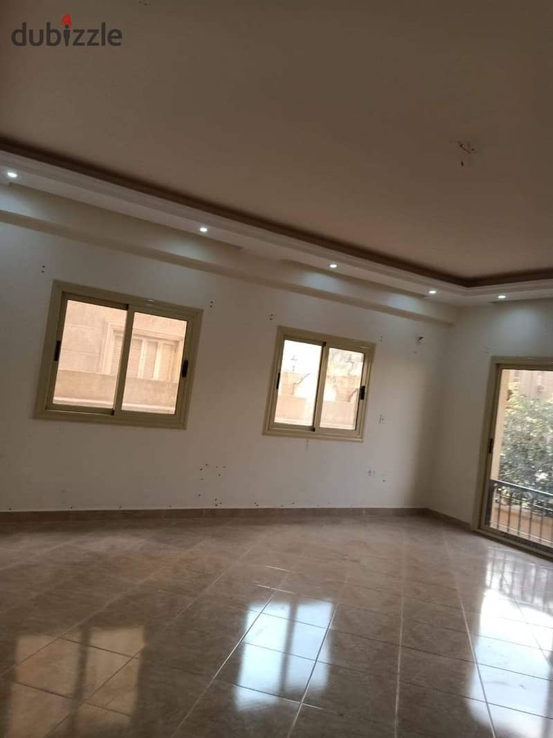 Apartment for rent, area 210 square meters, super luxurious finishing, in the first settlement, Banafseg 1, high ground floor 15