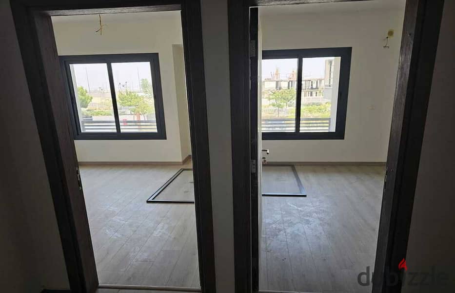 Duplex with garden for sale in Al Burouj Compound at a very special price, old price 4