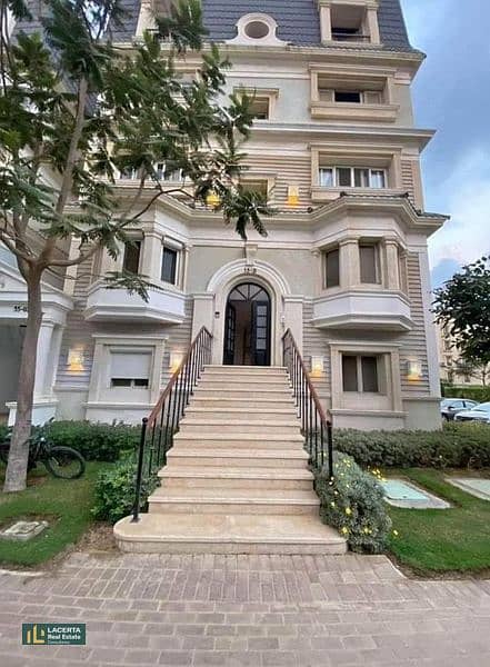 A 155m2 villa for sale with a double view at the lowest price in the market and in the best location in the 6th of October Mountain View Compound 1