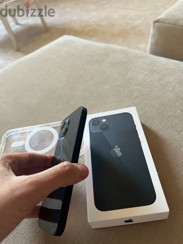 iPhone 13 128g معاه العلبه 5