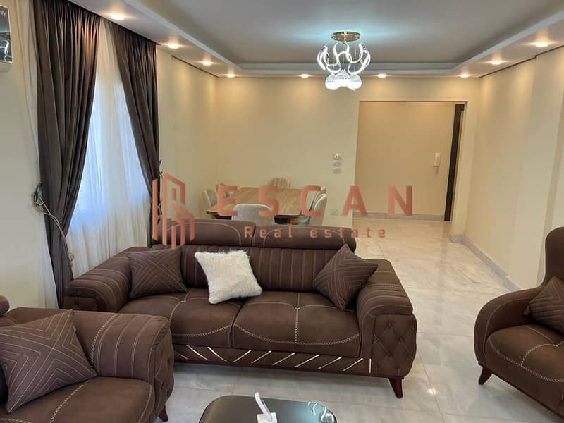 Apartment for rent in The Square Compound, 180 m, super luxe finishing 5