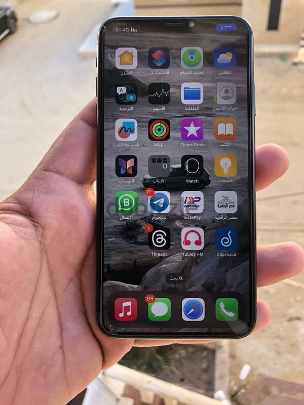 xs max black 1