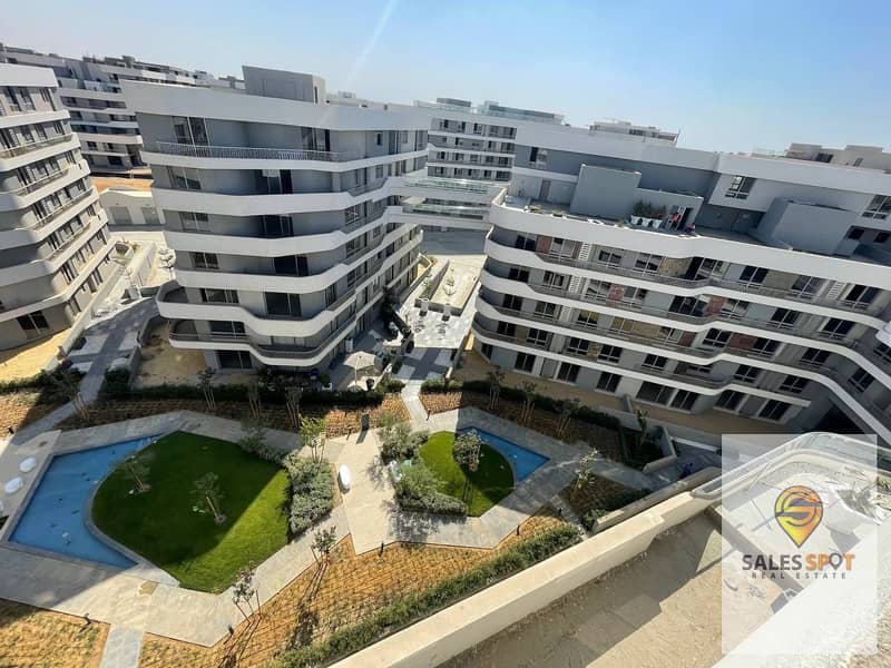 For sale in installments, a typical floor apartment 120 m two rooms including parking in Bloomfields Mostakbal City bloom fields Tatweer Misr project 5