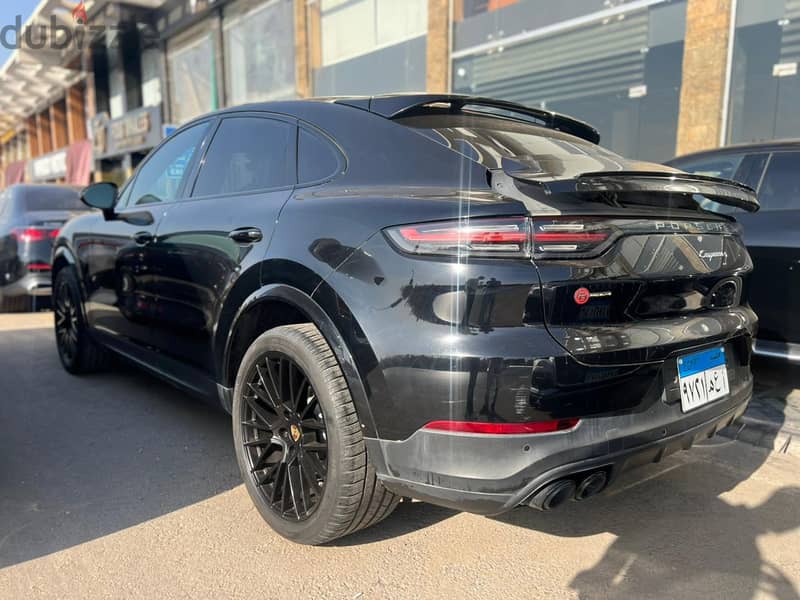 Porsche Cayenne 2022 4