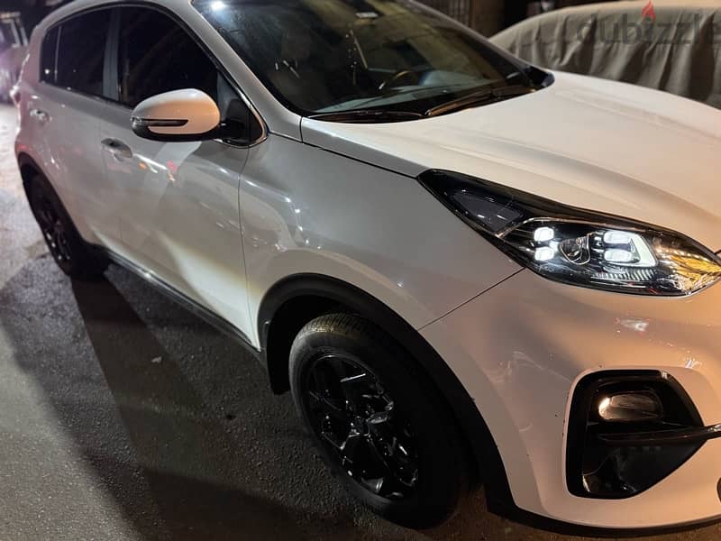 Kia Sportage 2022 black edition 21000 k 5