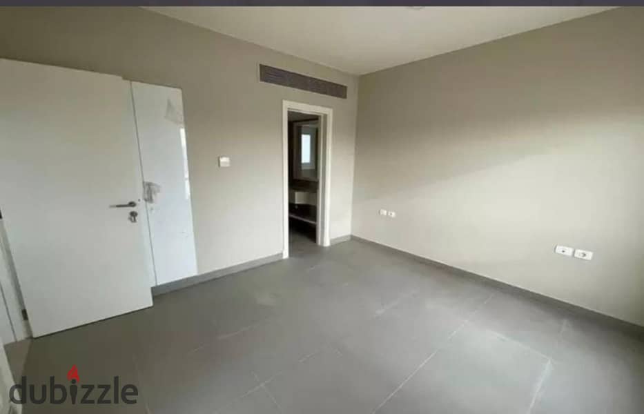 A 180 sqm finished apartment ready for delivery in The Address East, near the American University 5