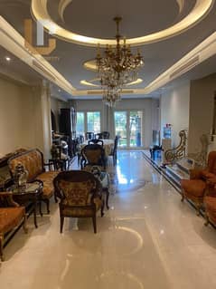 Fully Finsihed Super Luxurious Villa For Sale Ready to Move Prime Location Hyde Park New Cairo 0