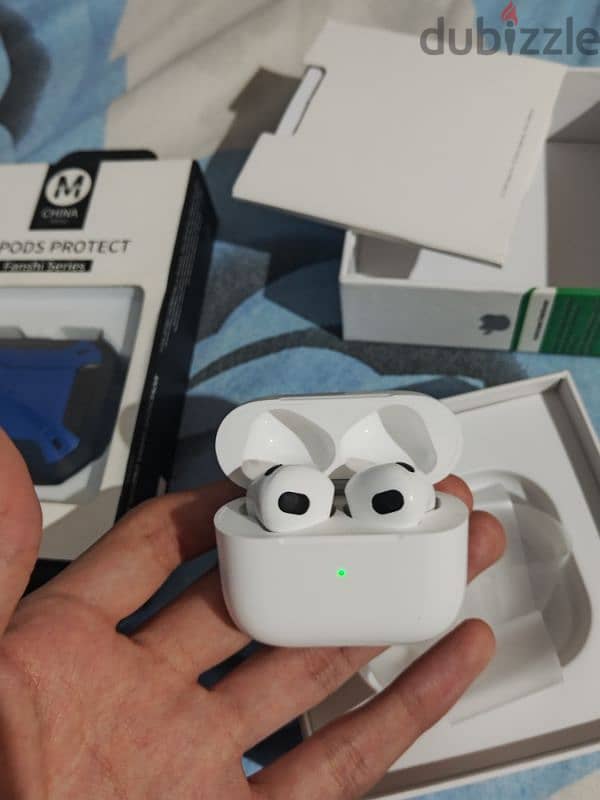 سماعه ابل ايربودز برو ميرور جديده متبرشمه apple airpods pro 0