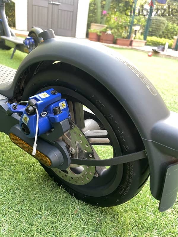 Xiaomi Mi Electric Scooter 3 For Sale 4