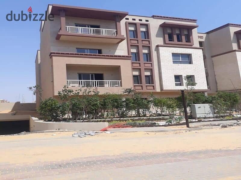 apartment 205 m at compound  green 5 ready to move 7