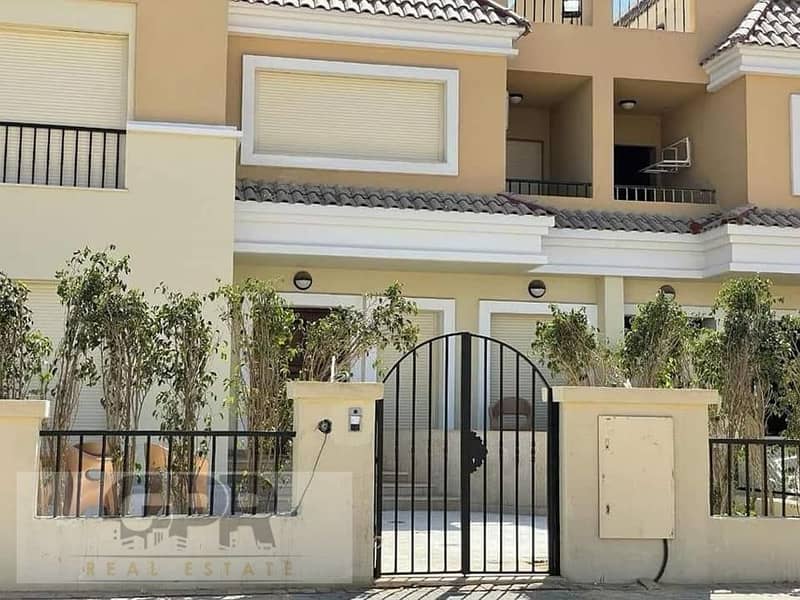 attractive price for villa 3th floors 5 Beds in Sarai new cairo next to Madinaty Gate 4 7