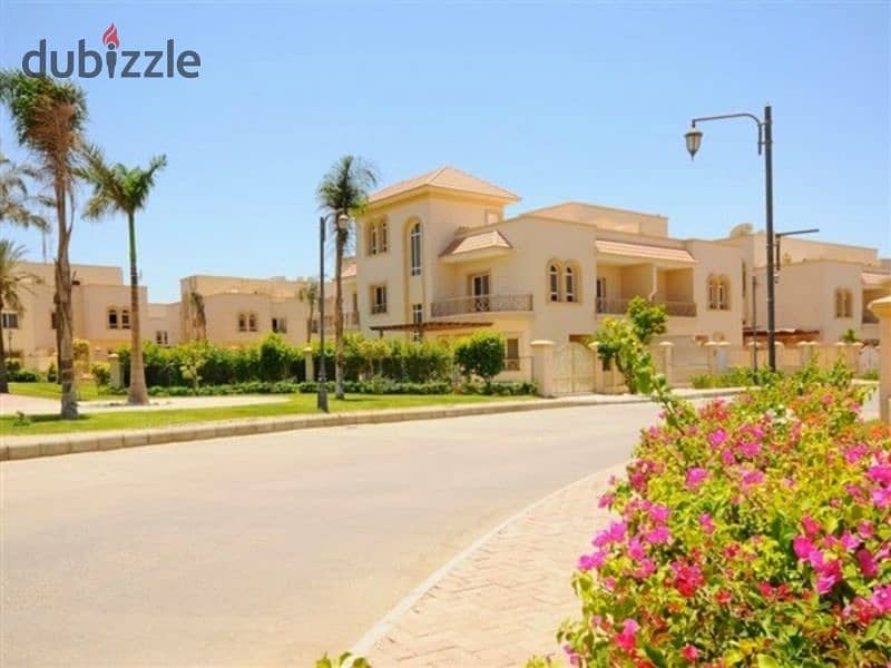 Villa for sale, twin house, 303 sqm, Greens View Compound, very distinctive in Sheikh Zayed 2