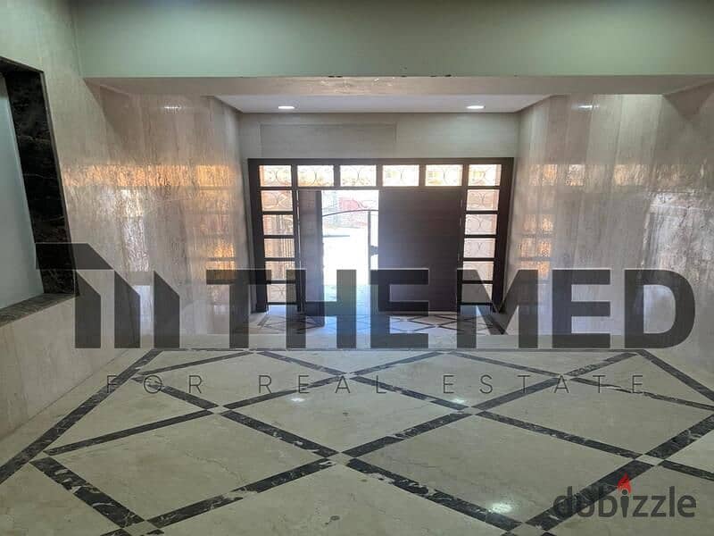 Fully finished apartment, third floor, elevator available, ready to move. Apartment 270m for sale in First Tourist, October, steps from El-Nadi Club 9