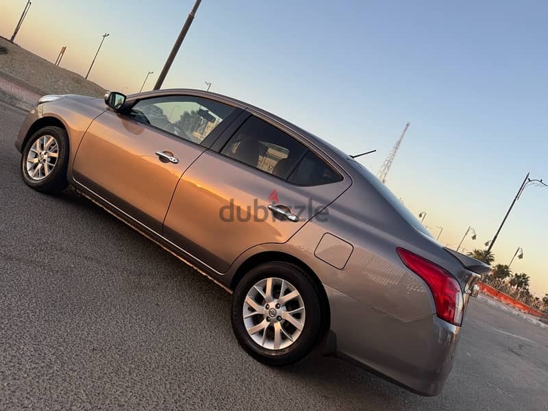 Nissan Sunny 2020 5