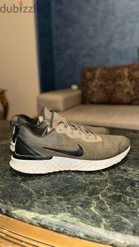 Nike odyssey react  (olive green)  “size 43” Never been used 3