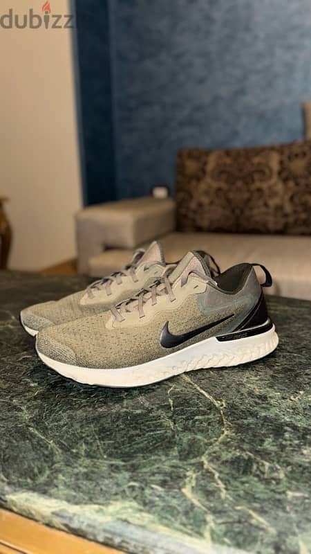 Nike odyssey react  (olive green)  “size 43” Never been used 5