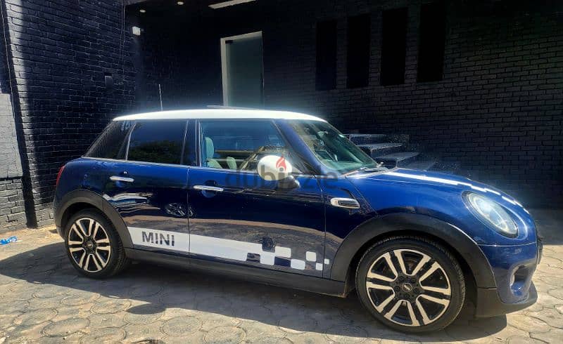 MINI Cooper 2019 1