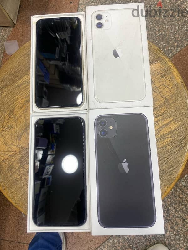 iPhone 11 128G Black White جديد 1