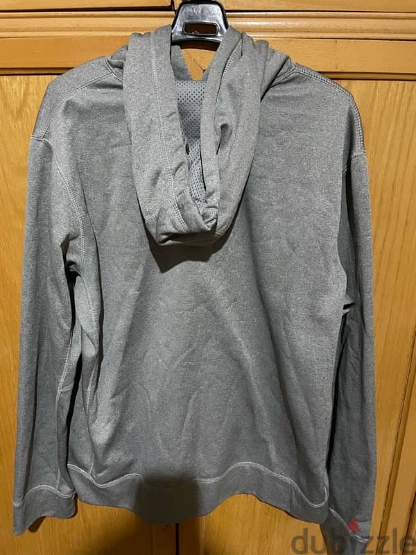 Original grey therma-fit nike hoodie 1