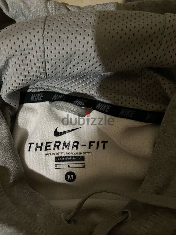 Original grey therma-fit nike hoodie 2