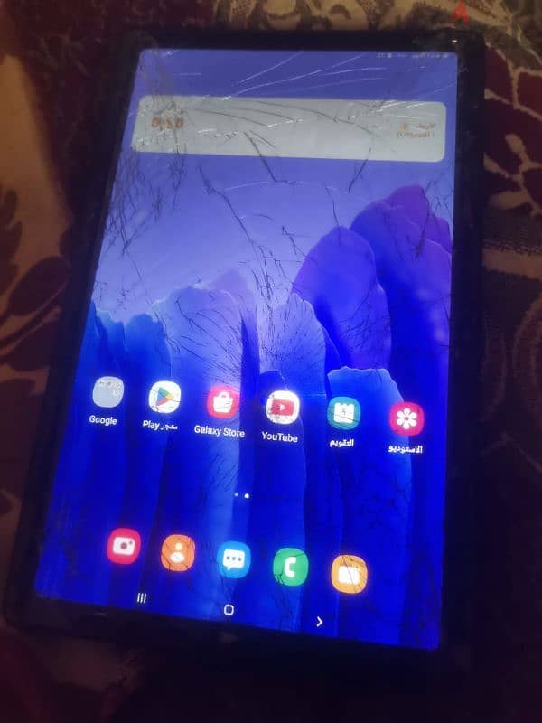 Samsung Tab A7 32/3 مع العلبة فقط يوجد شروخ ف الباغة للجادين فقط 0